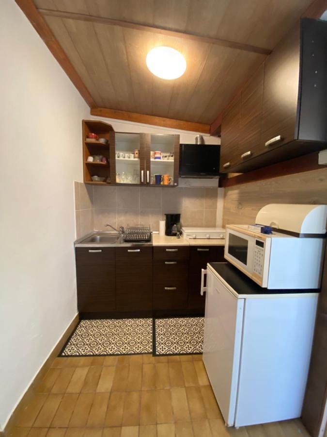 Апартаменты Apartman Tomislav Galizana Экстерьер фото